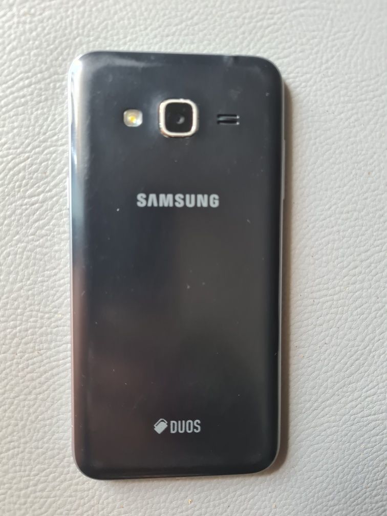 Telefon Samsung j3 (6)