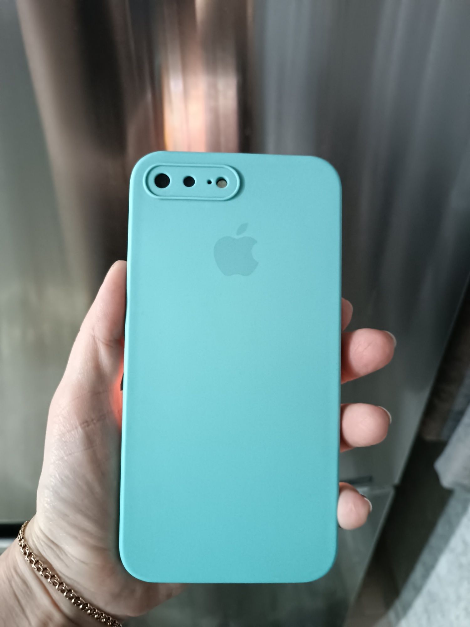 Красивый чехол на iPhone 8+