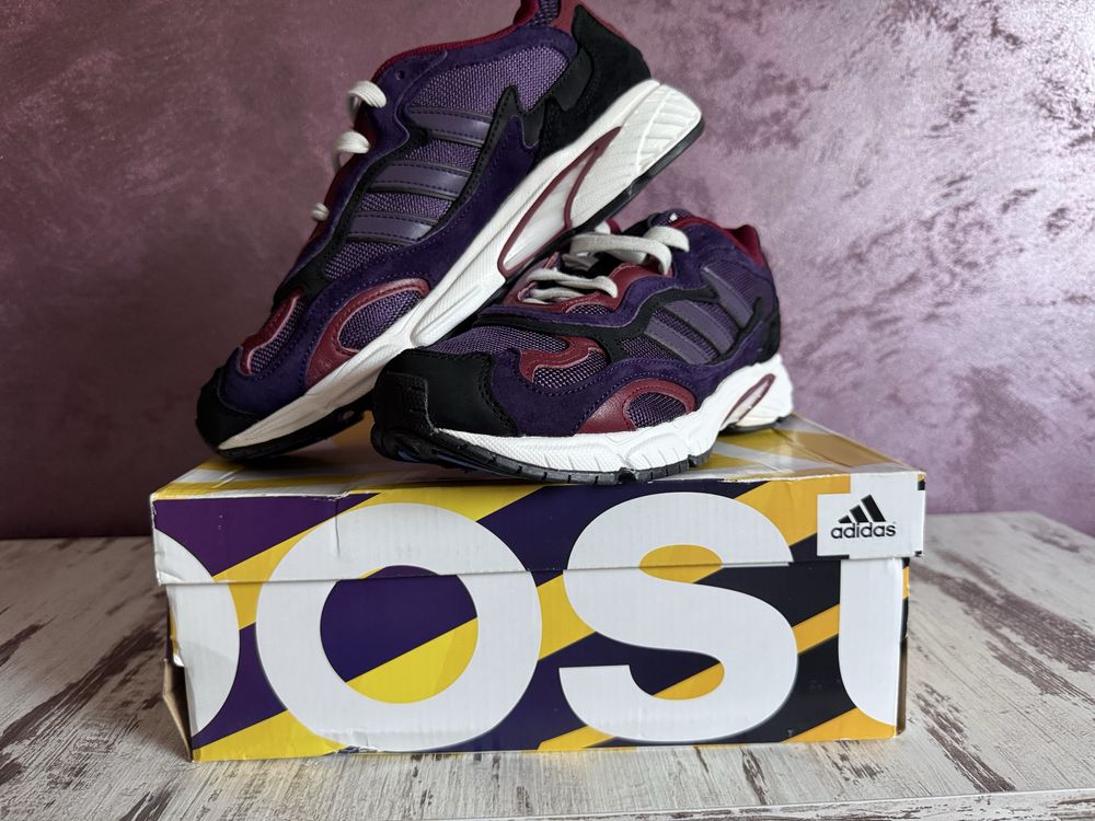 Маратонки Adidas