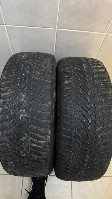 2 cauciucuri iarna 215 55 17 Bridgestone