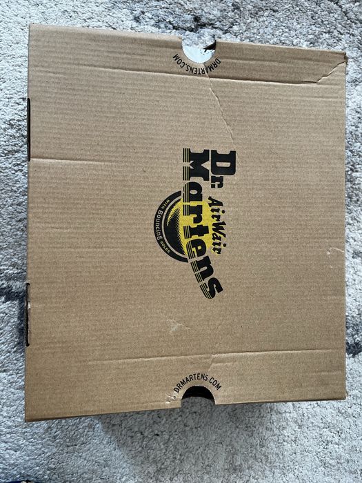 Кожени ботуши Dr. Martens