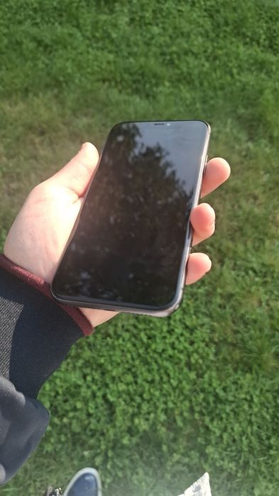 Iphone 11 sotiladi