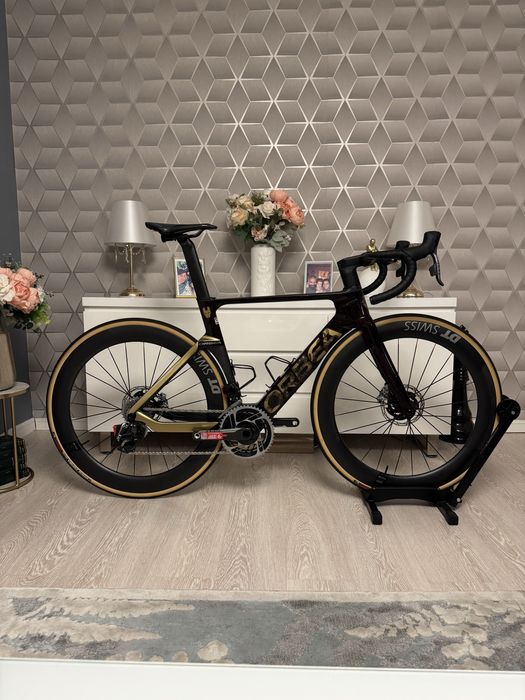 Cursiera aero Orbea Orca Sram Red AXS 12V