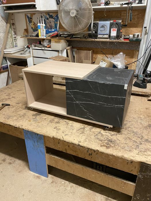 Masuta pentru cafea si comoda tv din pal melaminat ( noua !! )