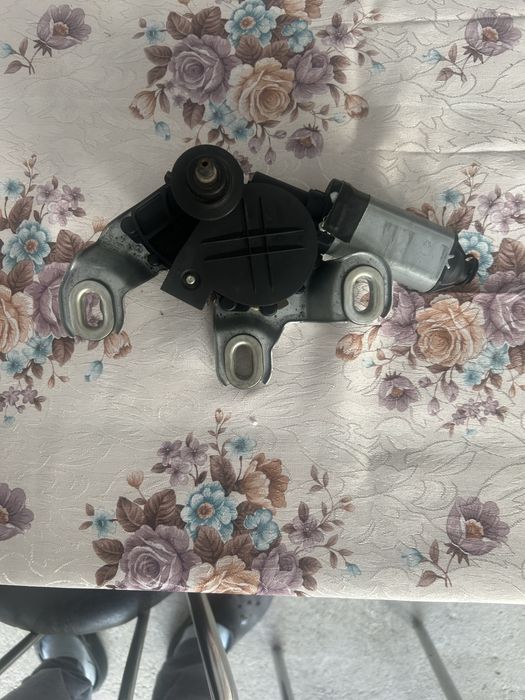 Motoras stergator spate Skoda Octavia