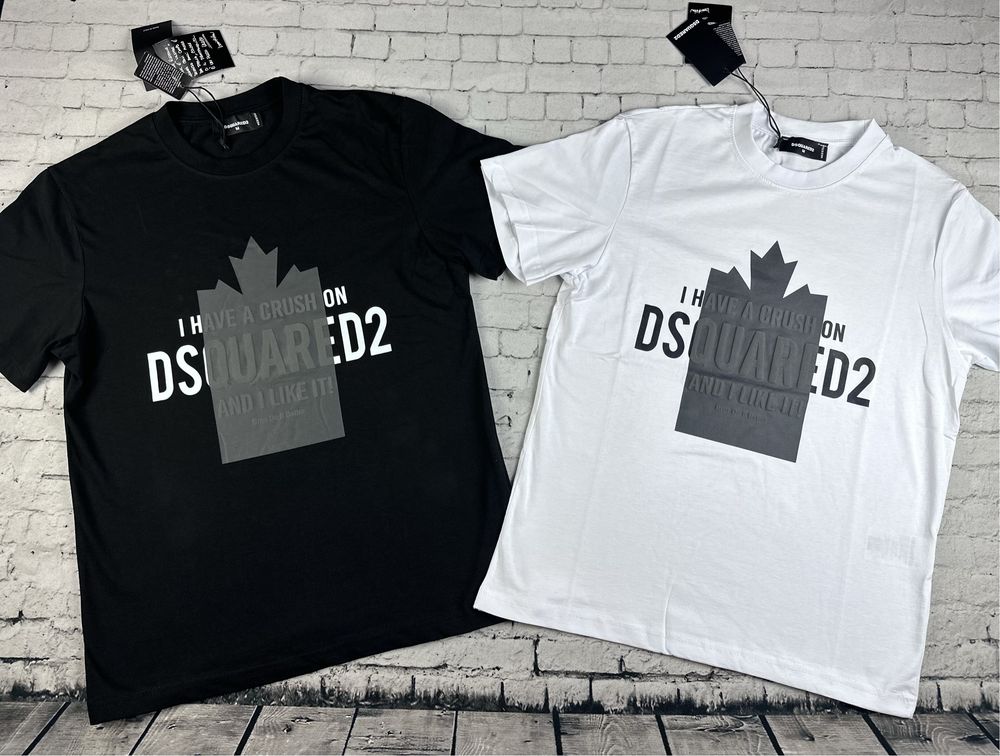 Tricou de barbati Dsquared2