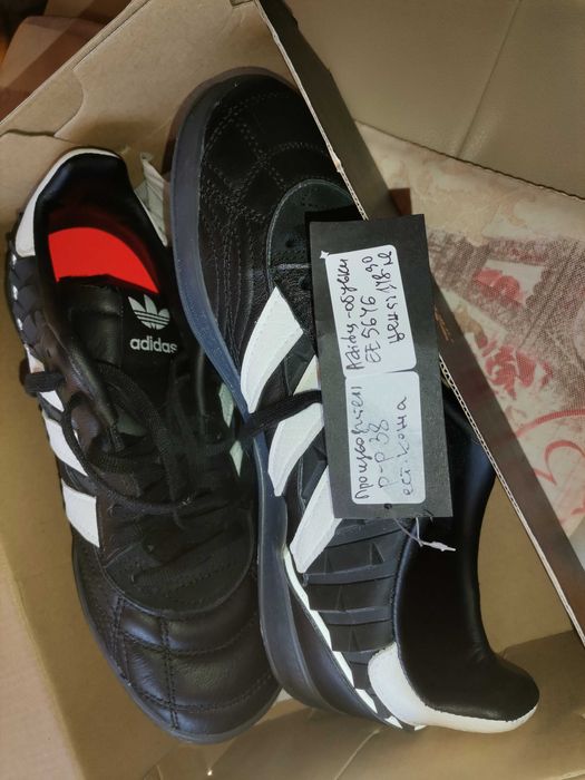 Нови дамски обувки Adidas