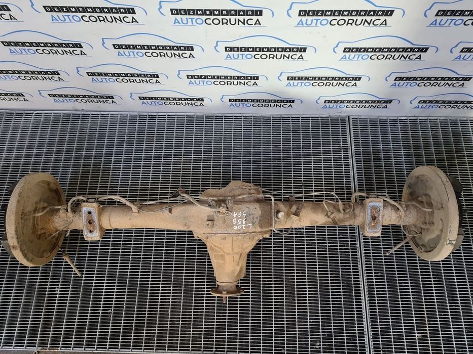 Punte spate Mitsubishi L200 V 2.4 Diesel 2015 - 2018 181CP Manuala 6 Trepte 4N15 (958) ...