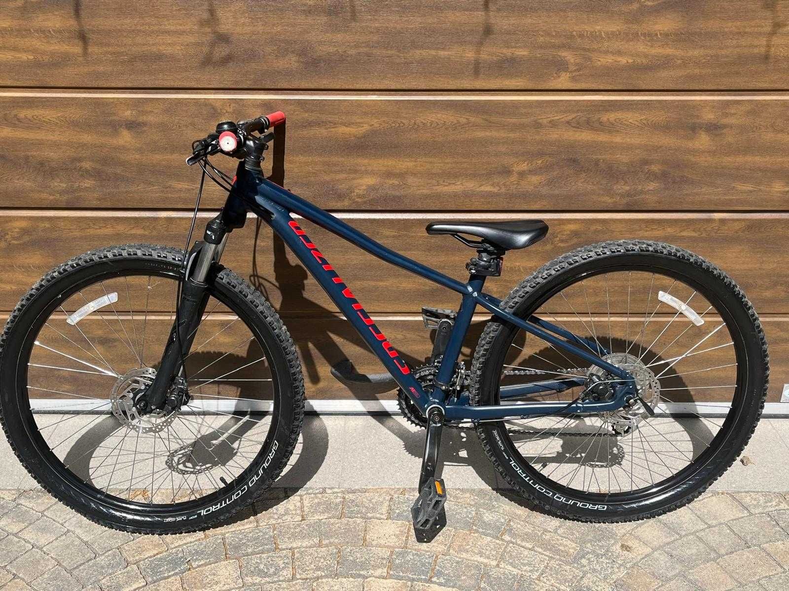 Vand Specialized Rockhopper (revizie completa) + trotineta bonus