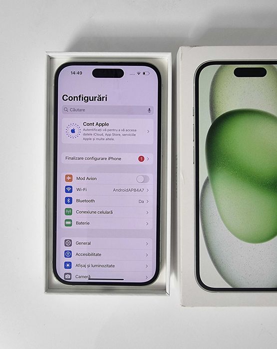 iPhone 15 Verde 128 GB, liber de retea, stare foarte buna, batiera 81%