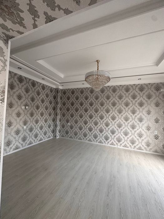 Yunusobod Hasanboy 2.3 sotik 8 xona katedj sotiladi