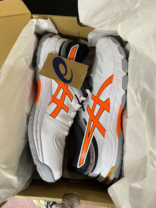 Маратонки асикс/ASICS