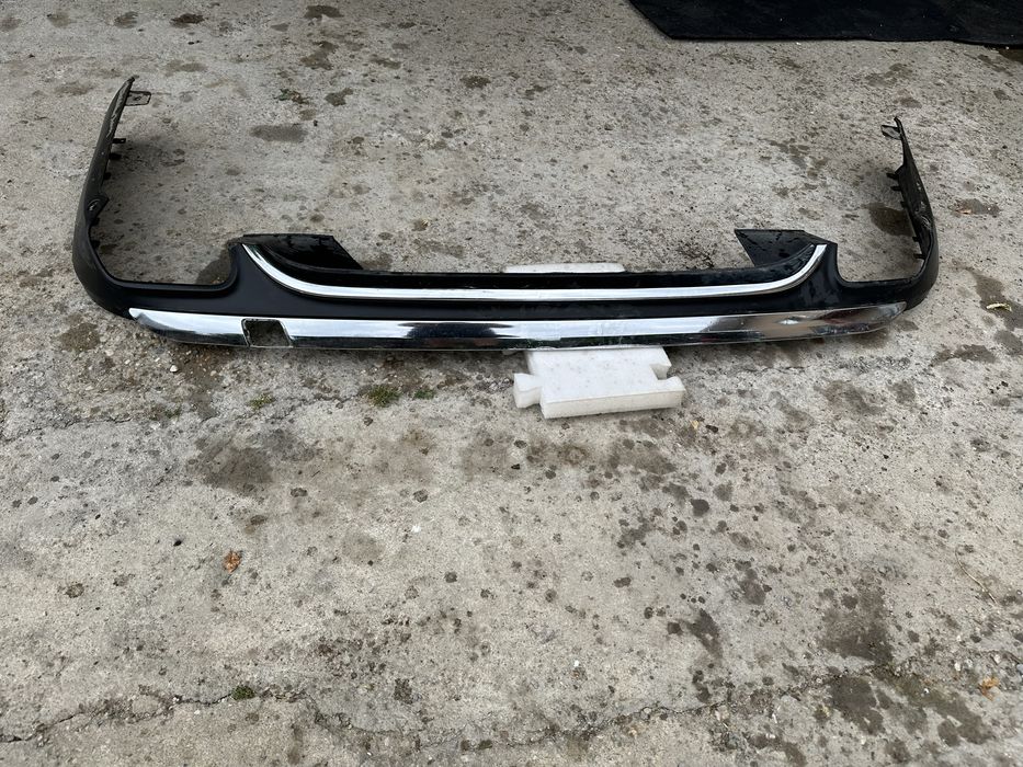Spoiler inferior bară spate mercedes gle.w166.cod:a1668858425.