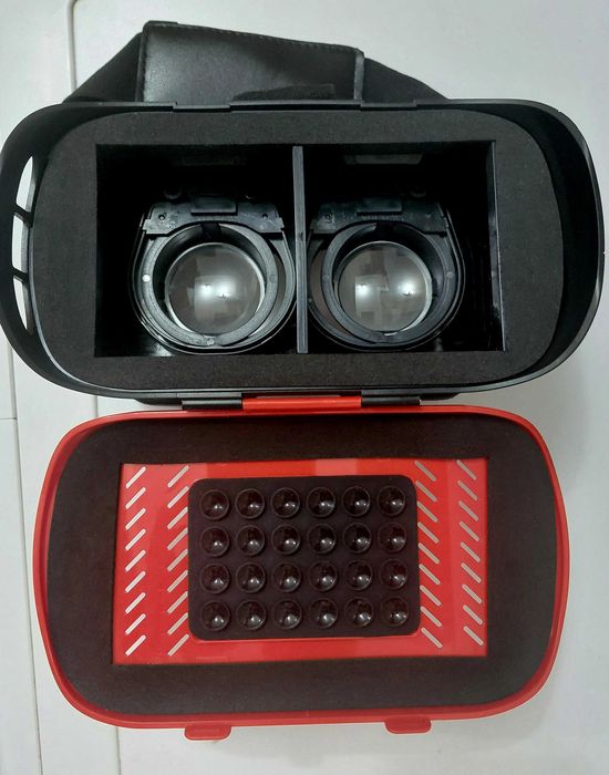 Ochelari VR 3D cu ventuze