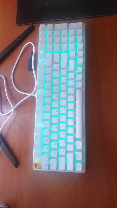 Мехническая клавиатура Glorious GMMK2