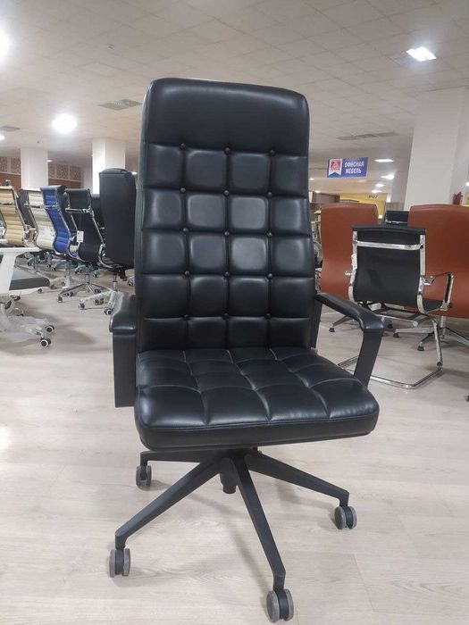 Кресло поворотное MURANO