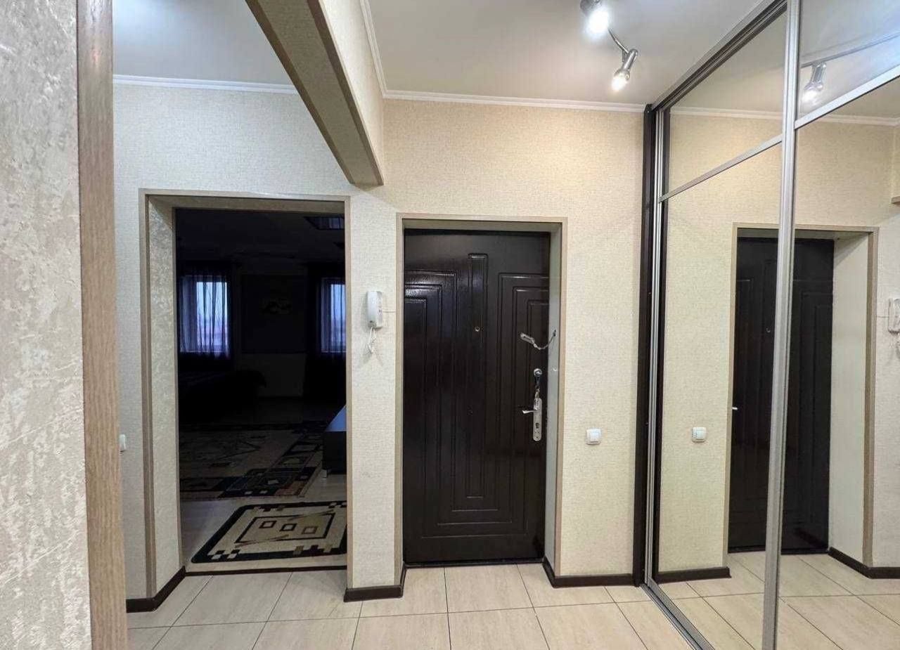 Sebzar 3ком. Евроремонт. Ориентир Банк, метро в 5 минутах