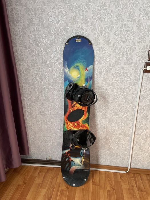 Placa snowboard 131 cm dinastar cu legaturi /boots