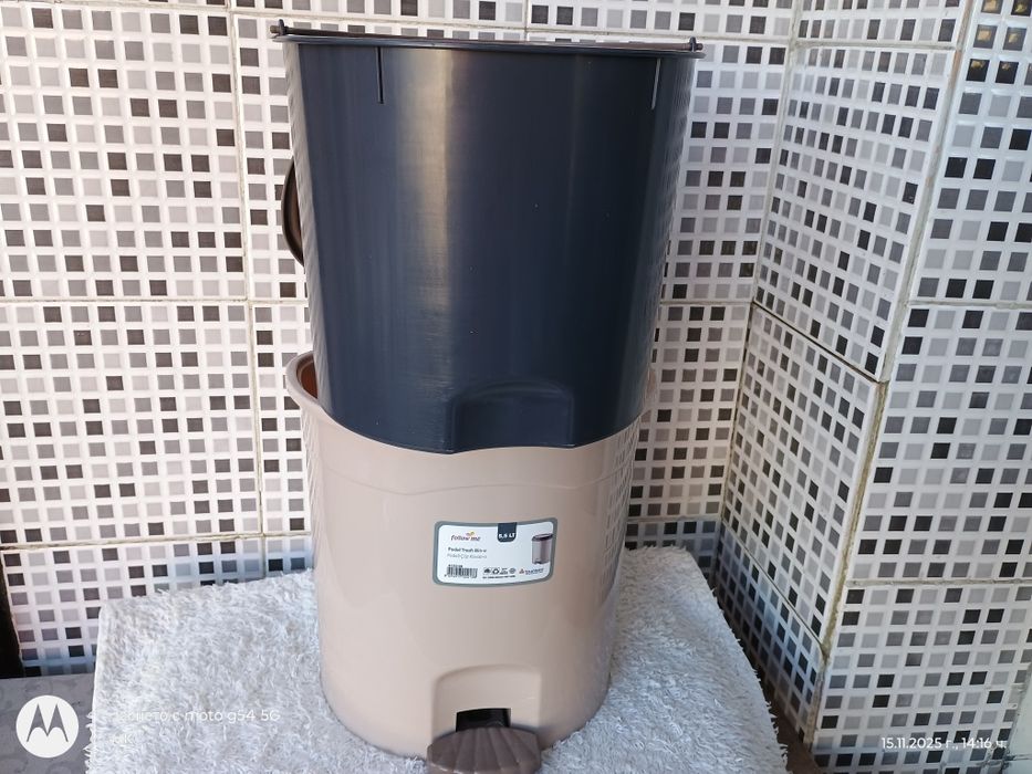 Ново кошче за смет от две части