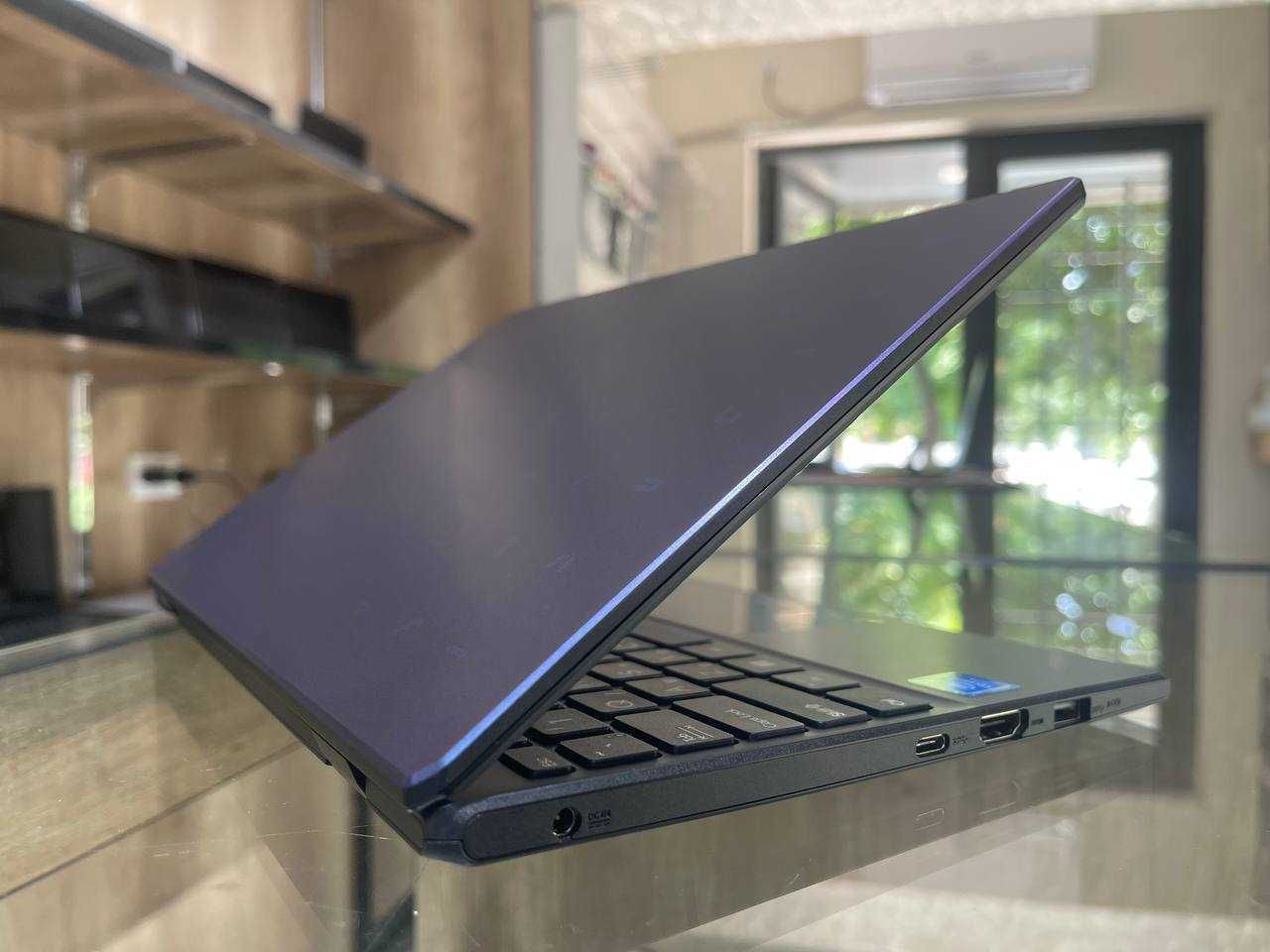 ASUS E2 intel Celeron N4020 озу4гб 128ssd