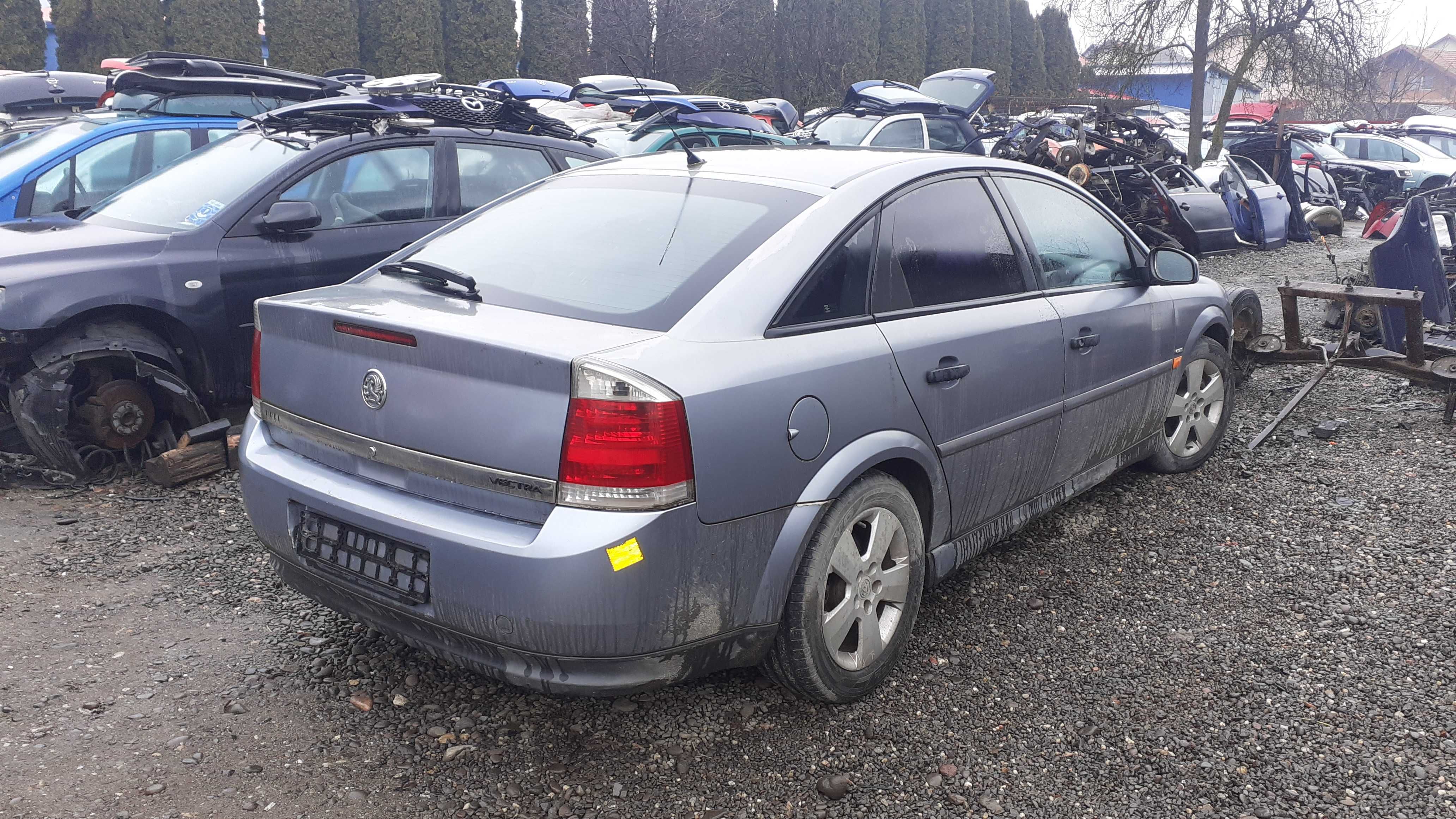 Dezmembrez Piese Opel Vectra C din 2005