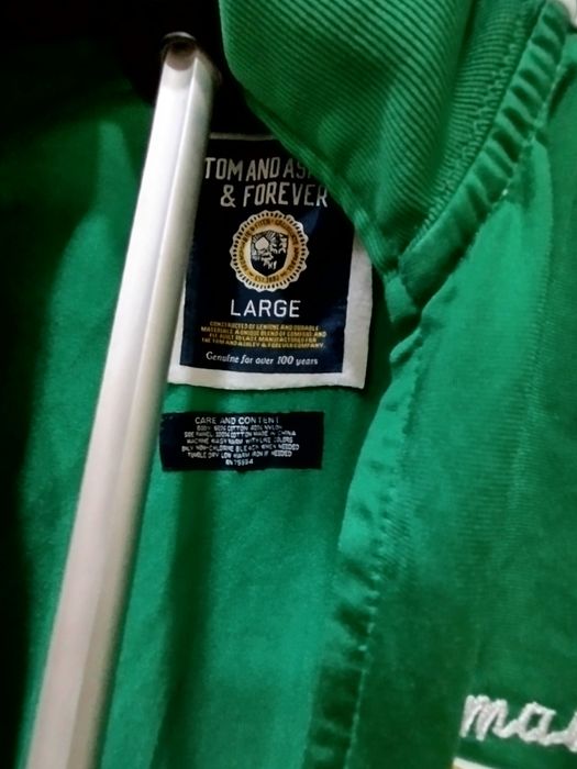 Спортивная куртка.  Привозная.