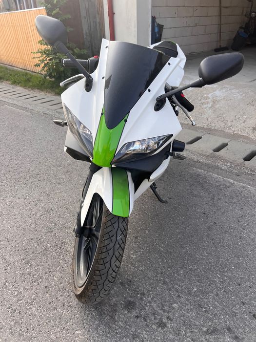 Yamaha YZF-R125 125CC 2008