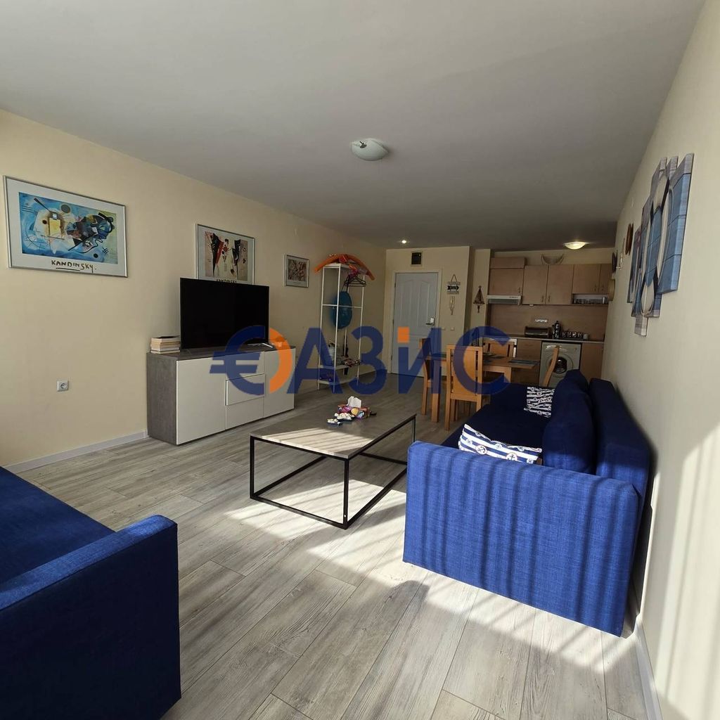 Продава се Двустаен апартамент в Свети Влас - 71 кв.м за 1324 €/кв.м - Снимка #12