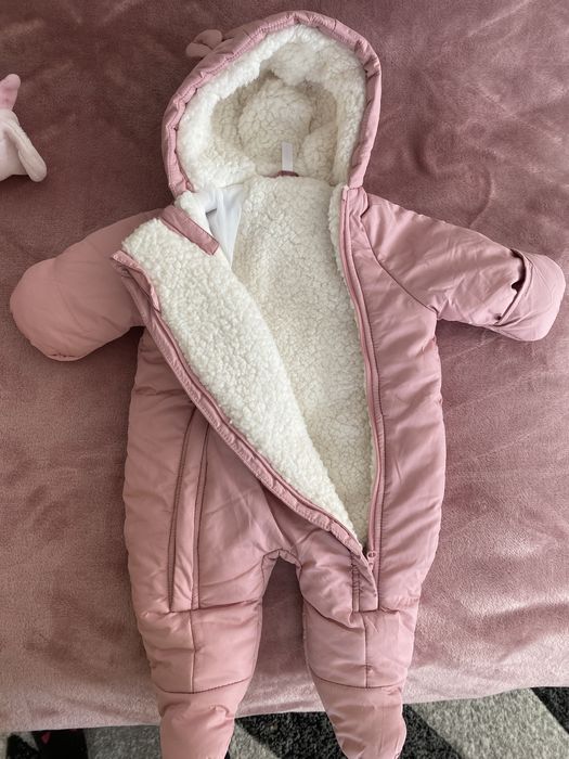 De la 1 luna pana la 4 luni sunt noi