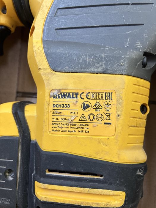 Безчетков перфоратор къртач Dewalt DCH333 Flexvolt 54V