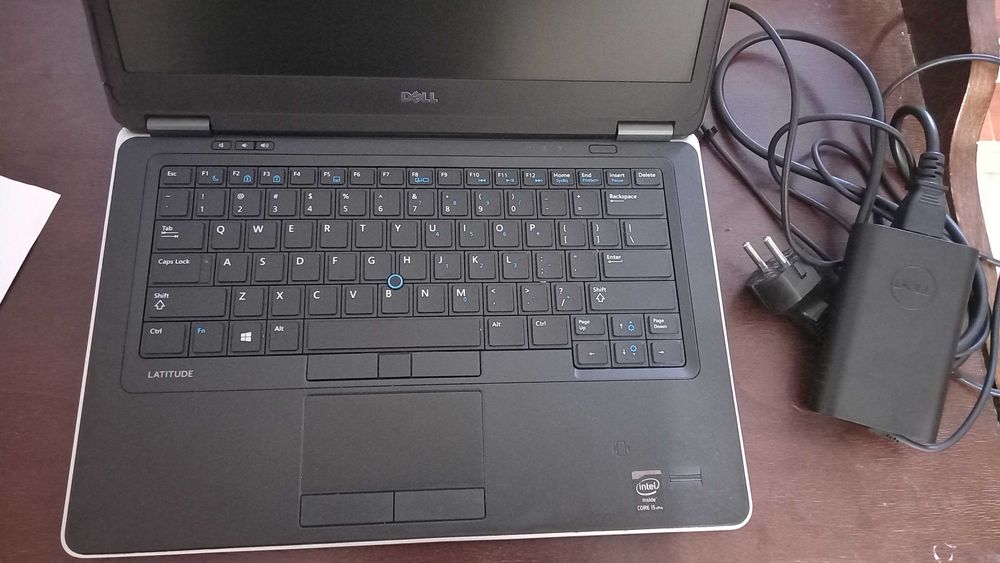 Laptop Dell E7440