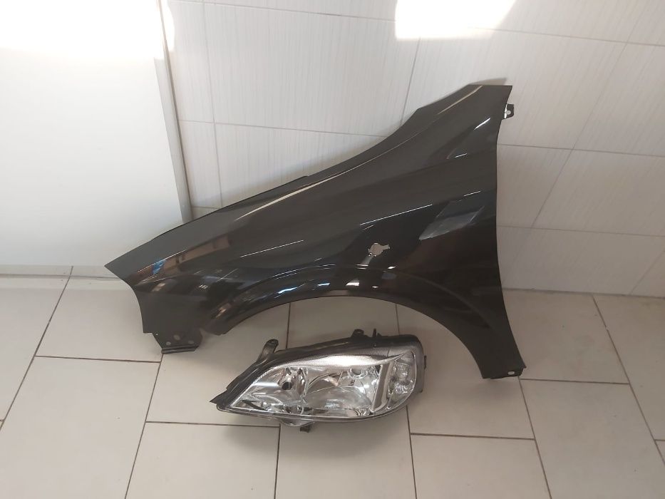 Aripa Fata + Far Stanga Opel Astra G 1998-2004 (Z298 (Negru))