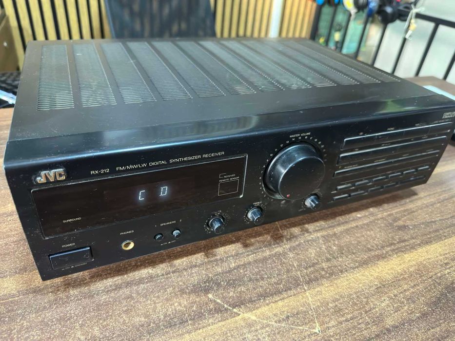 Усилвател JVC RX-212BK