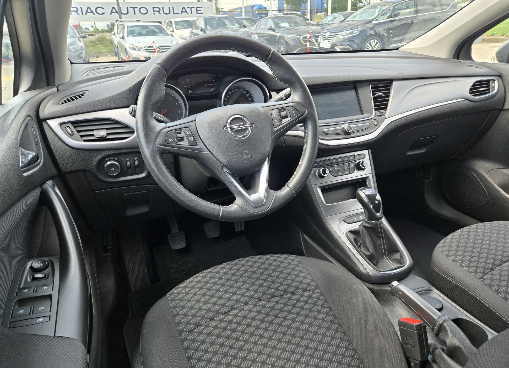 Opel Astra K 29.000 km an 2019