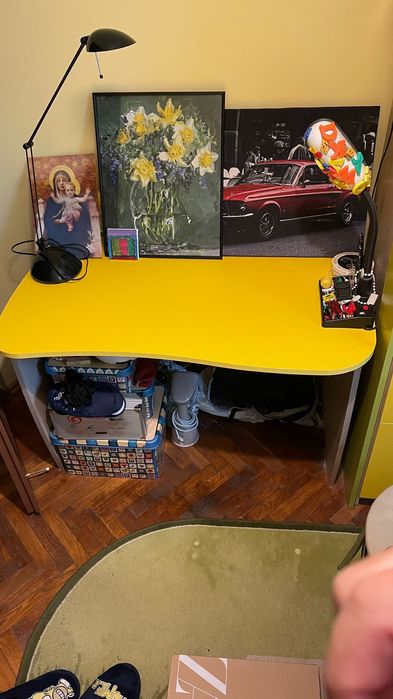 Dormitor copil, sifonier, pat, birou, noptiera