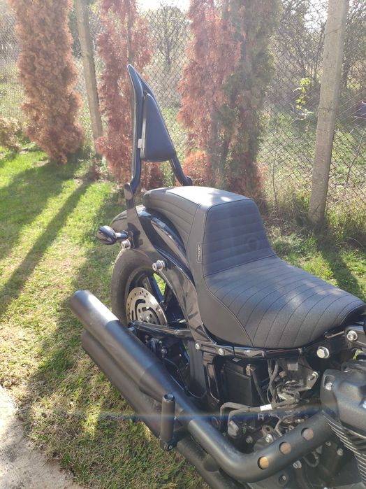Седалка, сиси бар, воздушен фильтр Harley Davidson Softai Street Bob