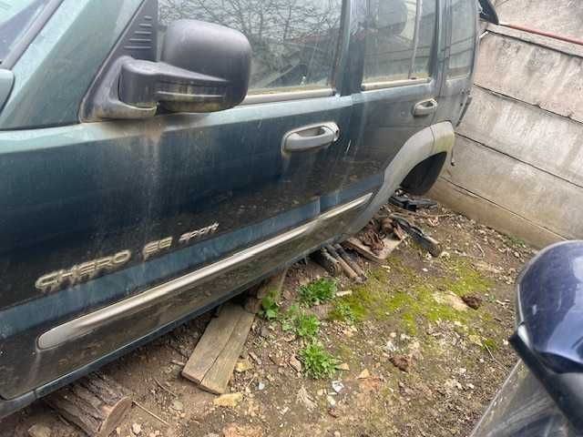 Dezmembram Jeep Cherokee KJ [2001 - 2007] SUV 2.5 TD MT 4WD (143 hp)