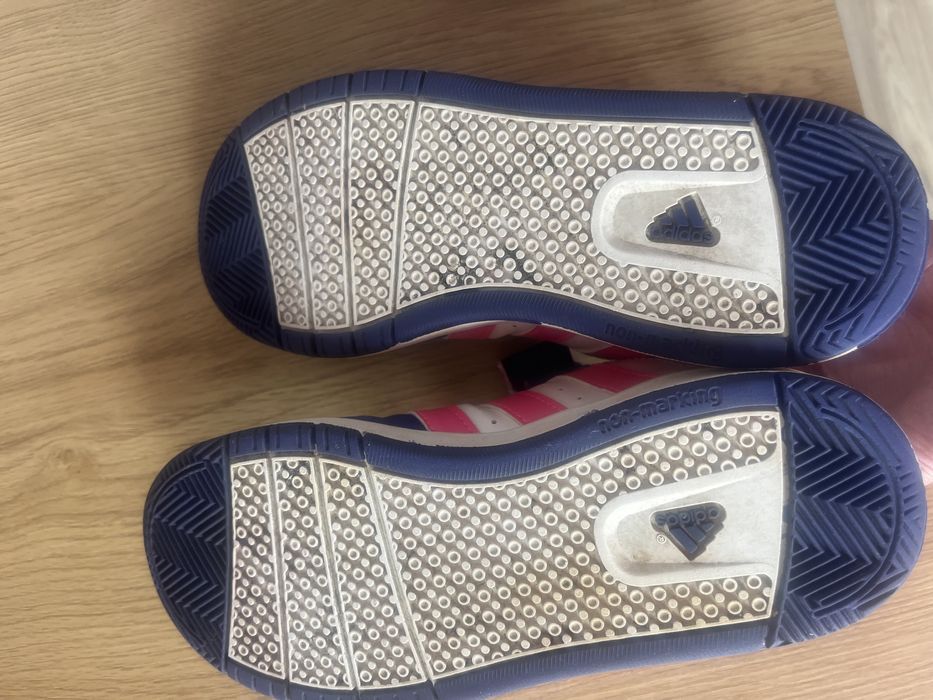 Маратонки за момиче Adidas