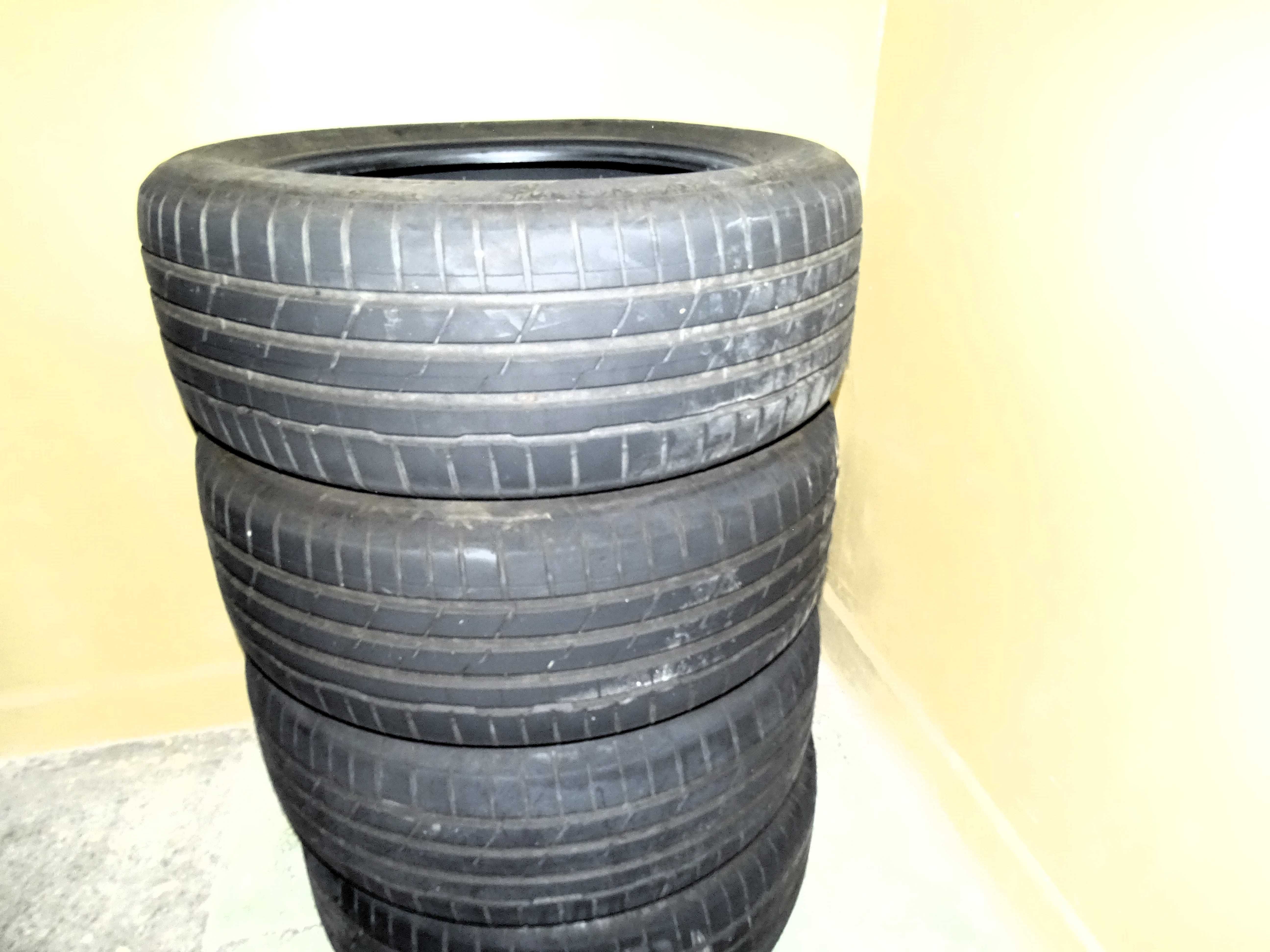 Продавам 4 бр. летни гуми HANKOOK 225/55 R17 производство Унгария 2022
