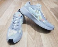 Adidasi Jordan marimea 42,5 nike salomon boost