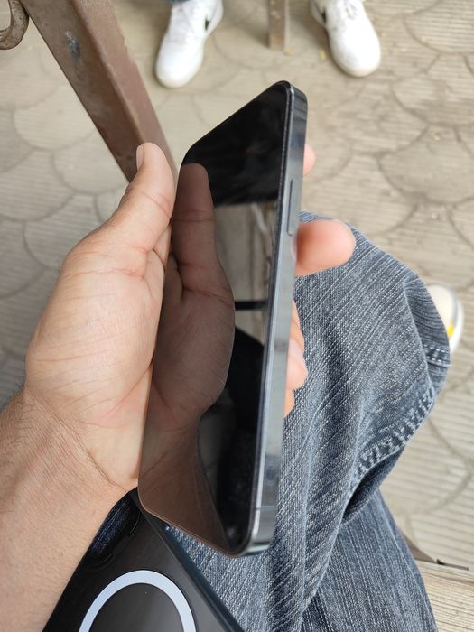 Iphone 12 pro very good condition