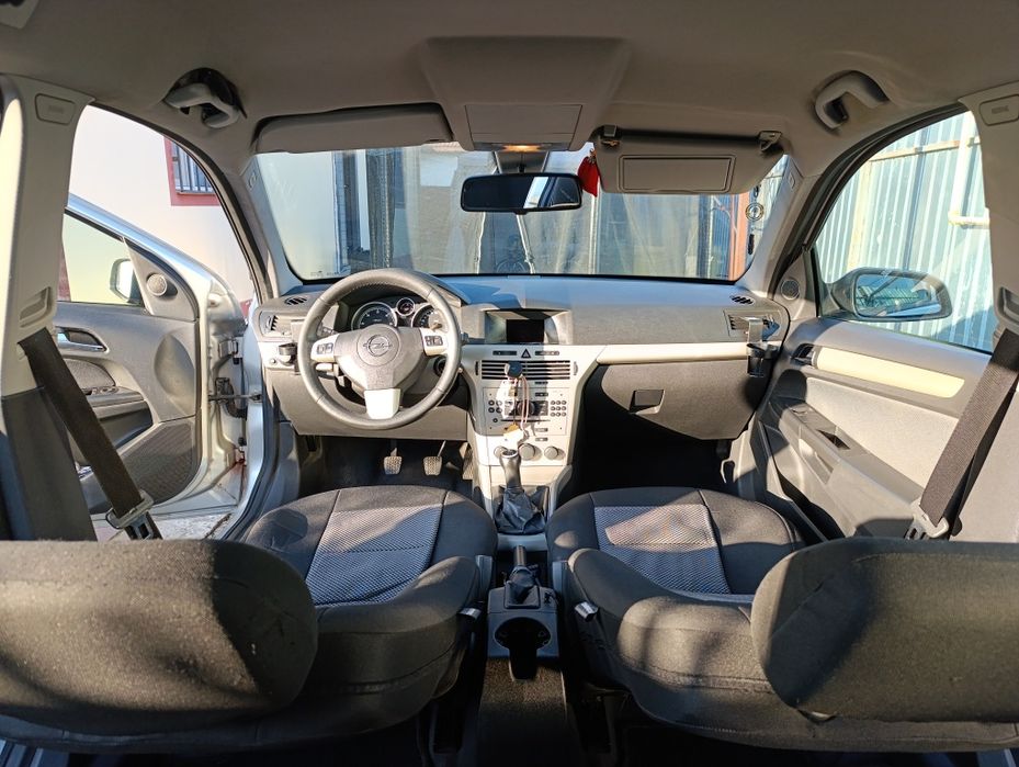 Opel Astra H de vânzare