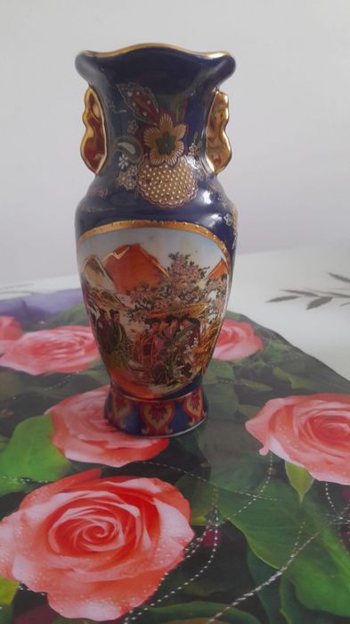 Vaza chinezeasca albastra