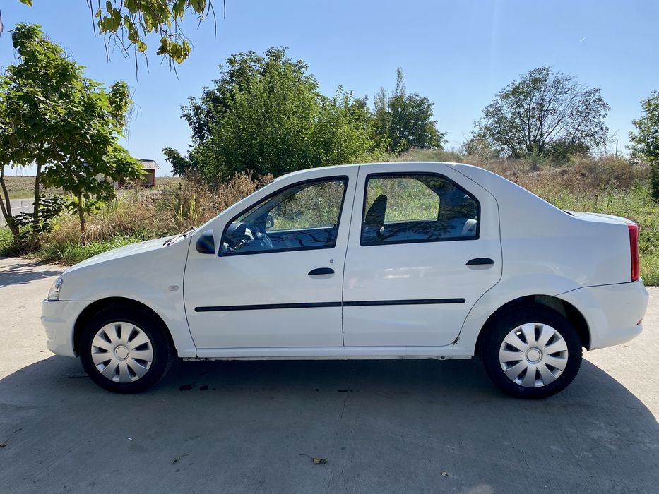 Dacia Logan  2010