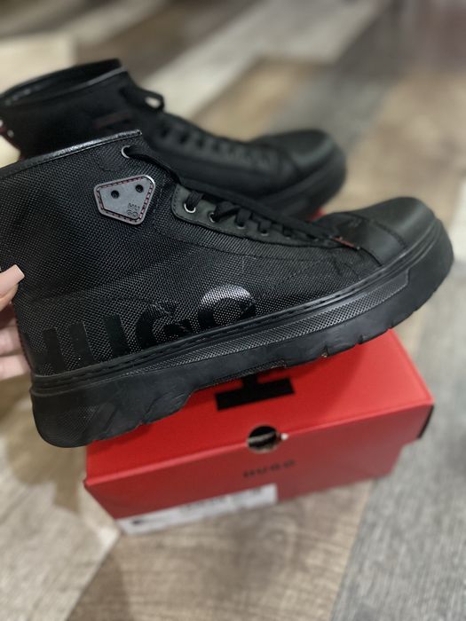 Ghete de barbati Hugo