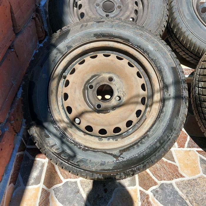 Зимни гуми 165 70 13 sumitomo