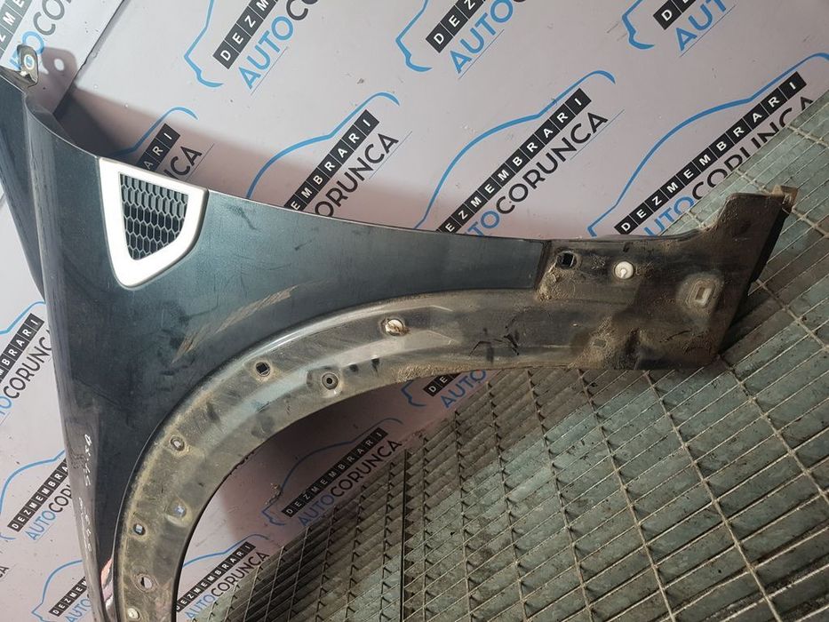Aripa Stanga Fata Chevrolet Captiva 2006 - 2010 4 Usi Negru (545)