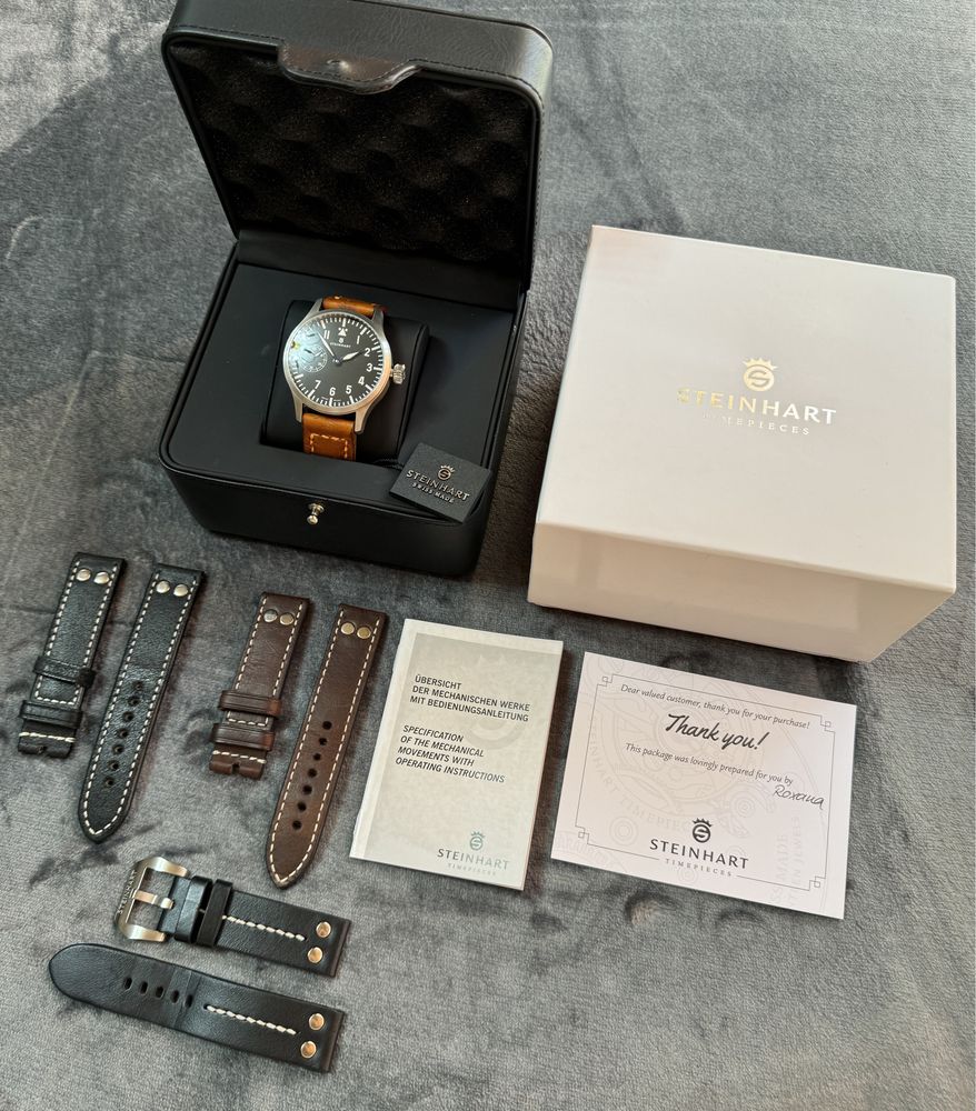 Steinhart Nav. B-Uhr 44