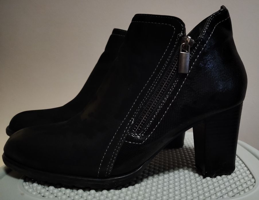 Черни дамски боти