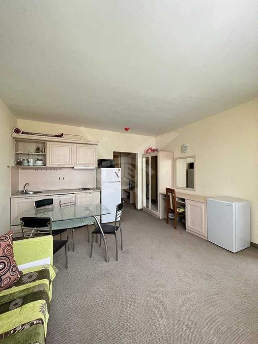 Продава се Двустаен апартамент в к.к. Слънчев бряг - 62 кв.м за 904 €/кв.м - Снимка #1